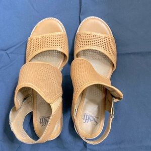 Sofft Sandals